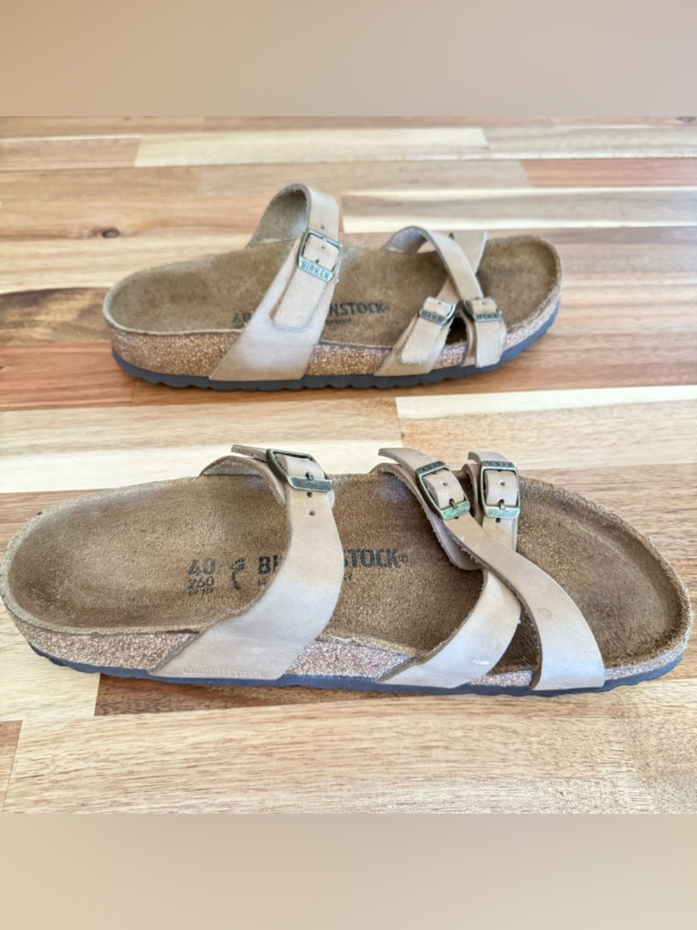 Birkenstock Women's Tan Triple-Strap Sandal with Buckles Size 9 (40) - Picture 7 of 14